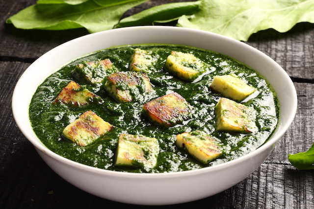 Image of Spinach and paneer with tofu